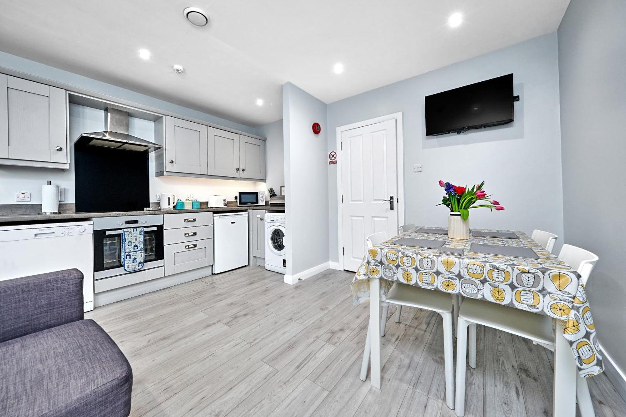 Stylish Apartment Close To Causeway Coast & Glens Portglenone المظهر الخارجي الصورة